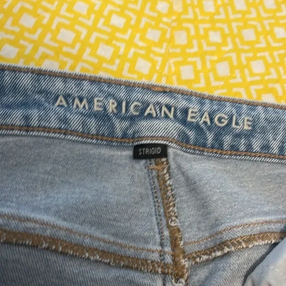 American eagle mom jeans size 6 short - Picture 5 of 8